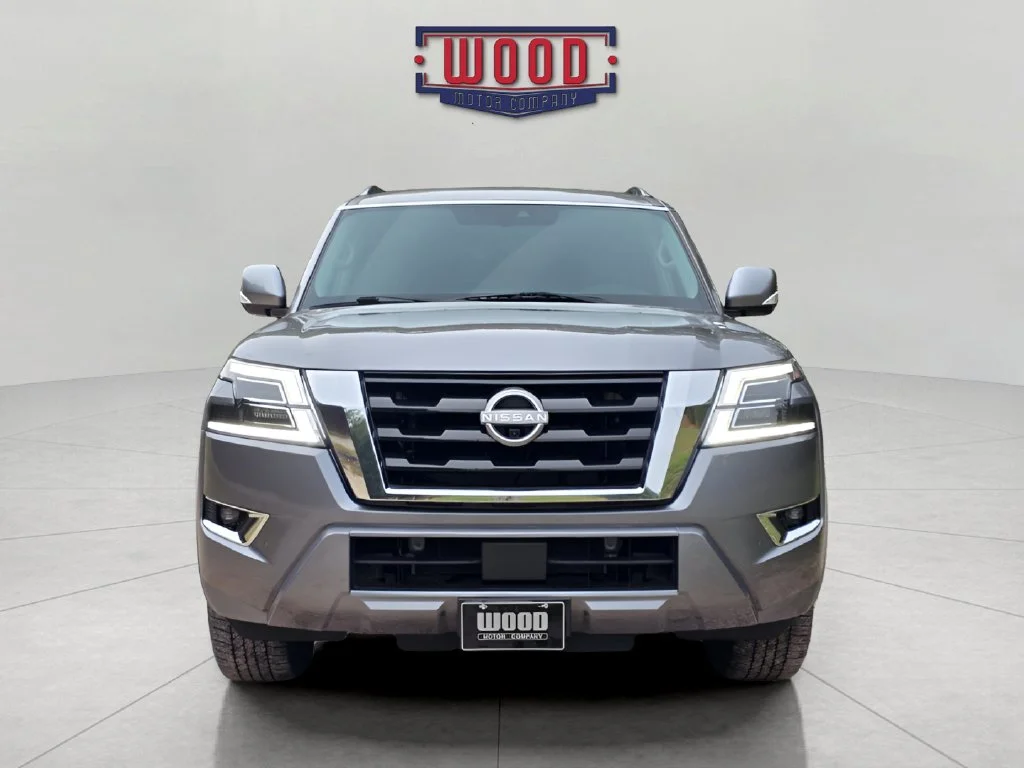 Used 2023 Gun Metallic Nissan SL image 5