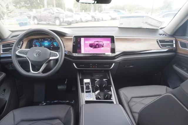New 2026 Pure Gray Volkswagen 2.0T SE w/Technology image 26