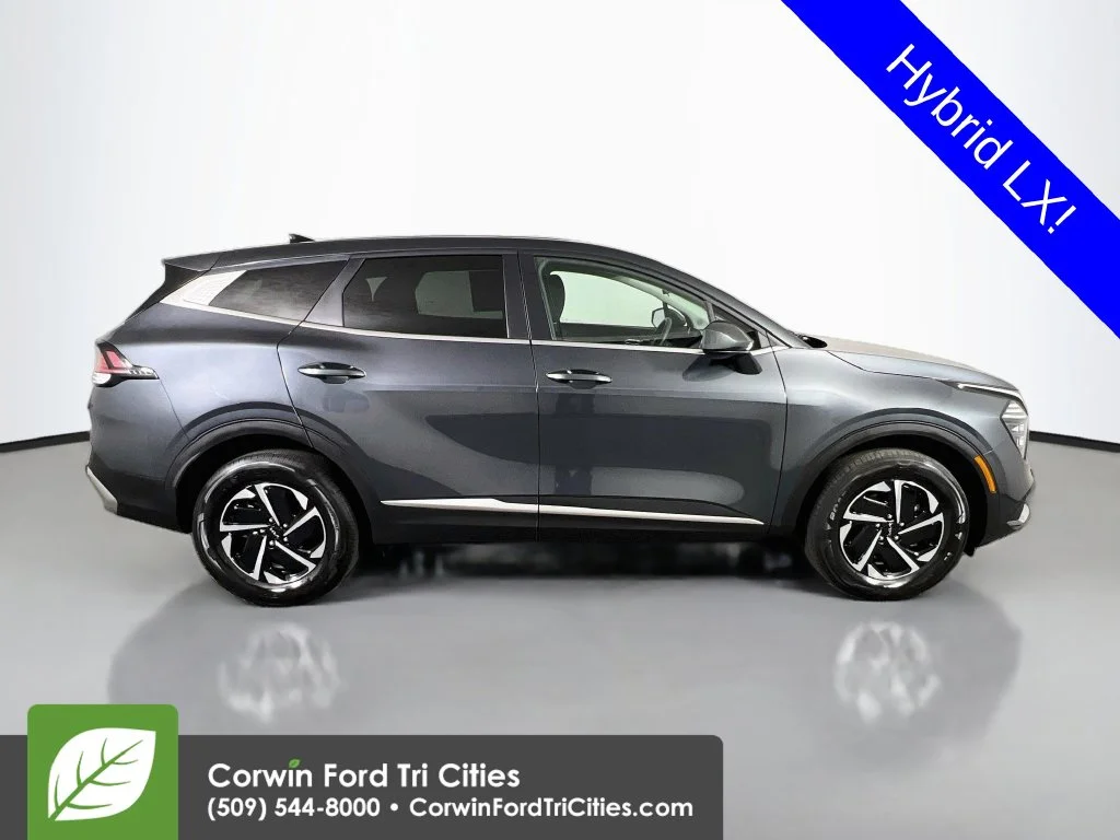 Used 2024 Gravity Gray Kia LX image 17