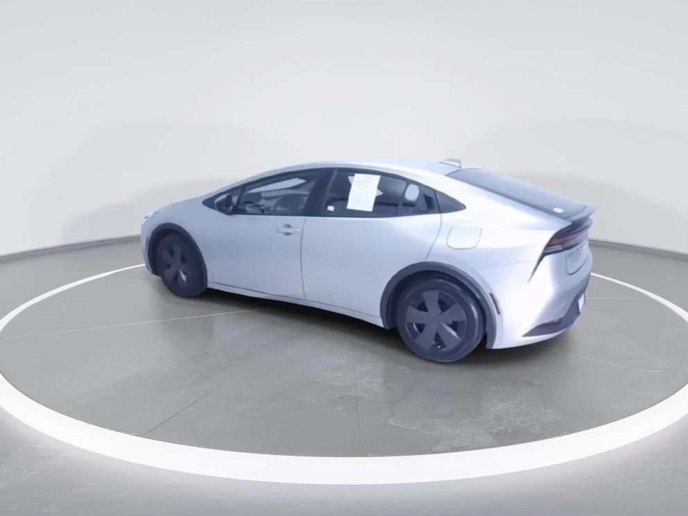 2023 Toyota Prius LE - Photo 6