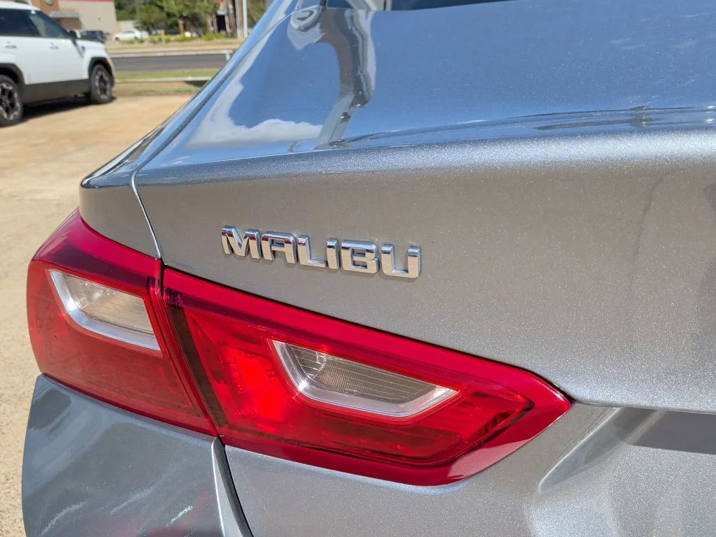 Used 2025 Gray Chevrolet LT image 39