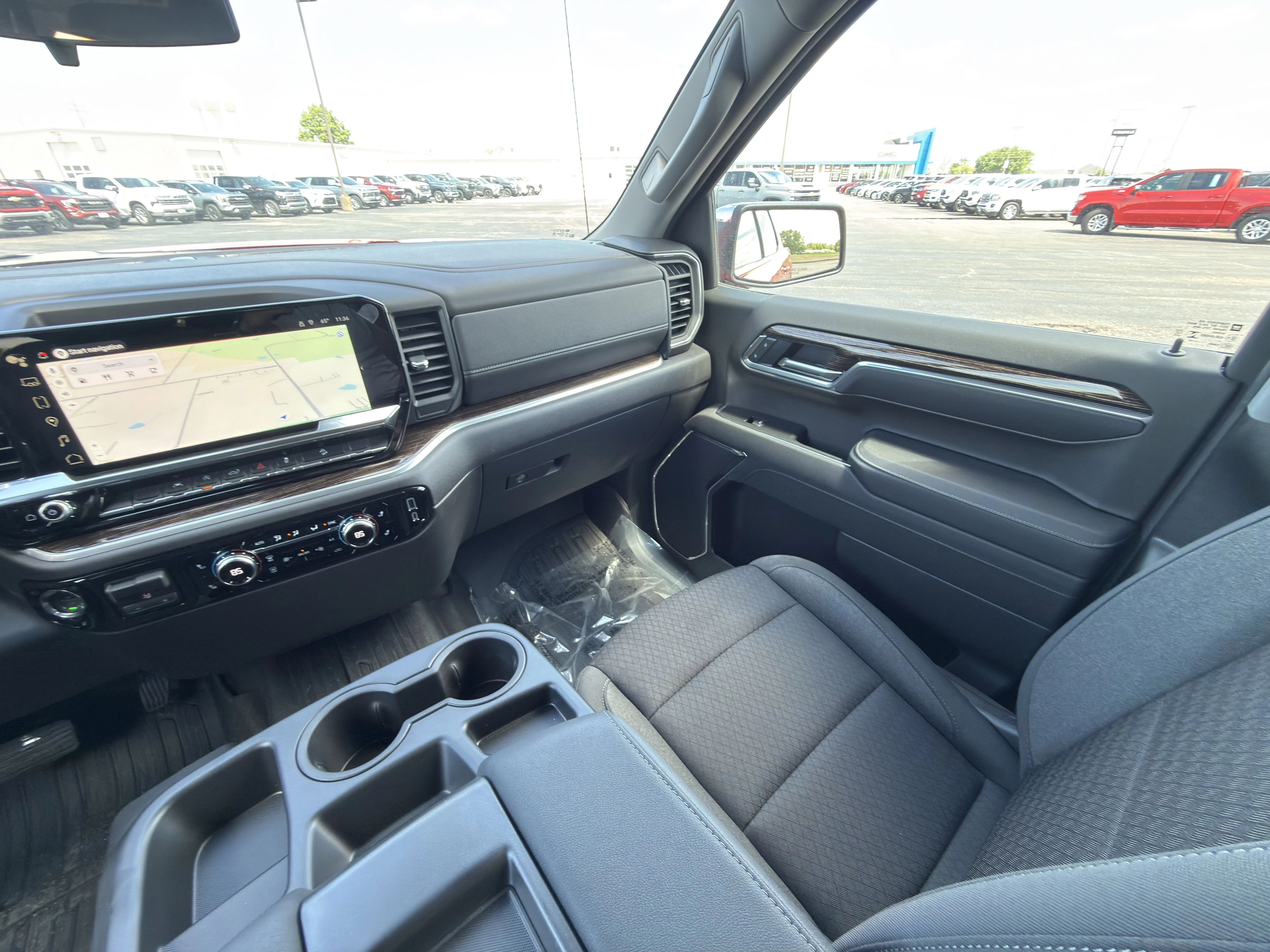 2026 GMC Sierra 1500 SLE - Photo 20
