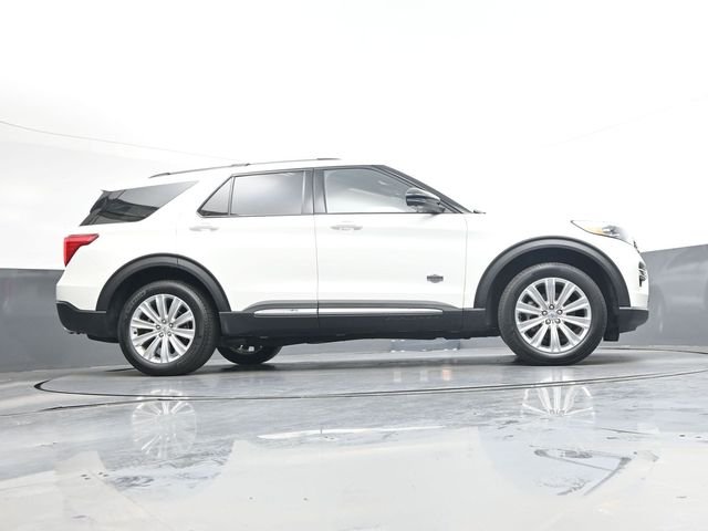 Used 2023 White Ford King Ranch image 31