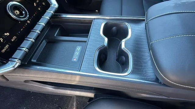 New 2026 Sterling Metallic GMC Elevation image 13