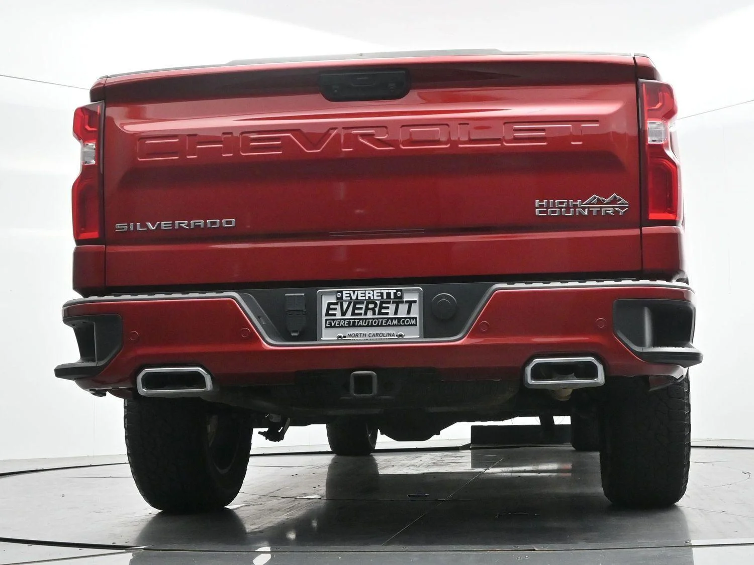 Used 2023 Radiant Red Tintcoat Chevrolet High Country image 54