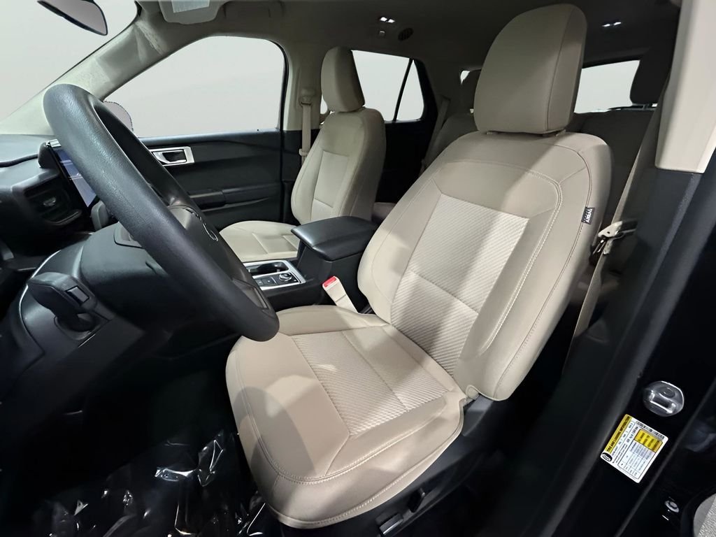 Used 2023 Black Ford Base image 17