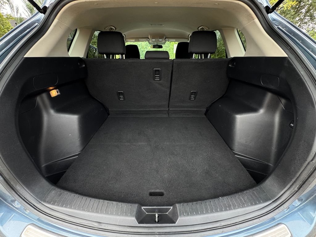 Used 2015 Blue Reflex Mica Mazda Sport image 9