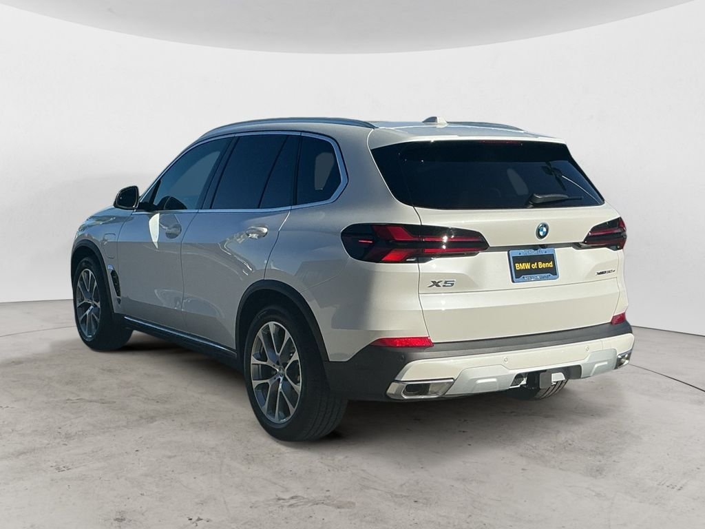 New 2026 White BMW xDrive50e image 7