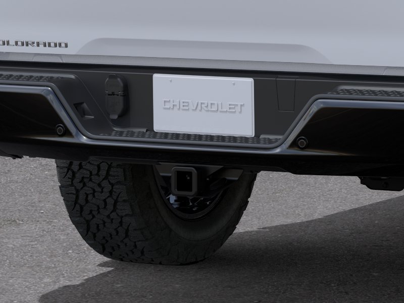 New 2026 Summit White Chevrolet Z71 image 14