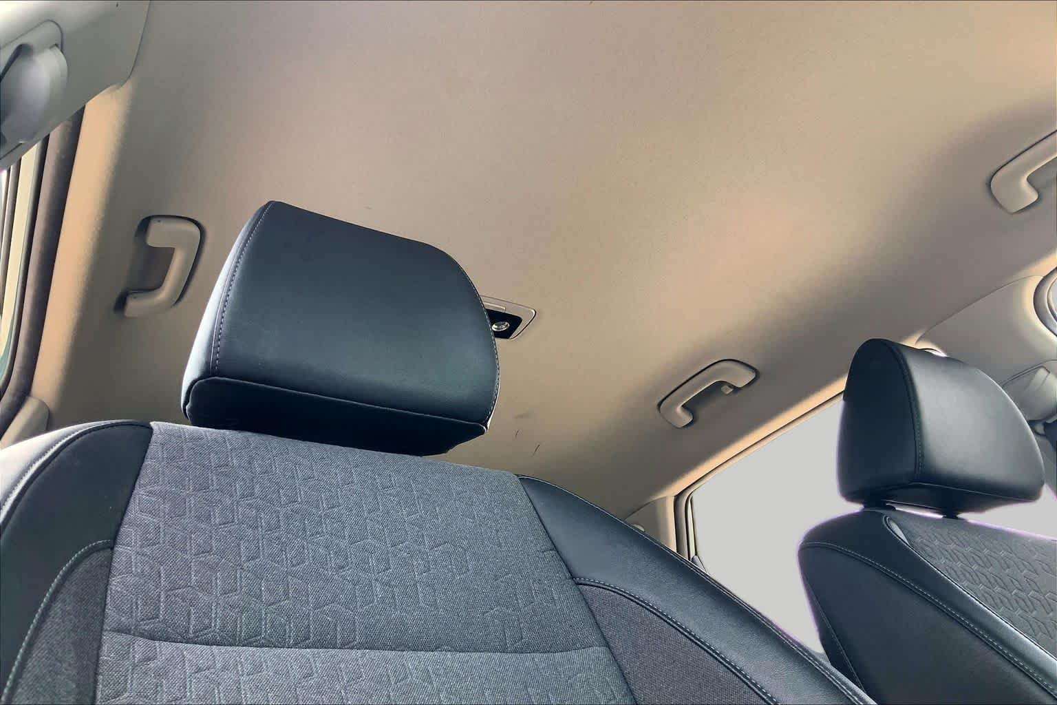 Used 2024 Pluton Blue/Black Roof Kia S image 14