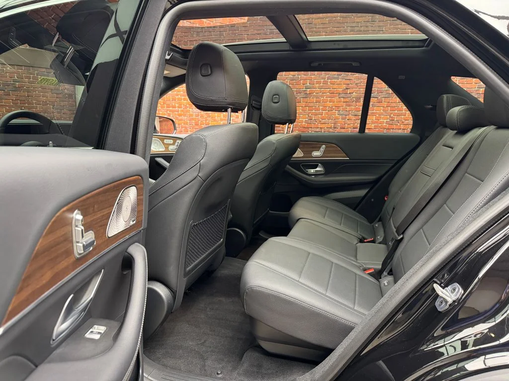 Used 2026 Black Mercedes-Benz GLE 350 image 23