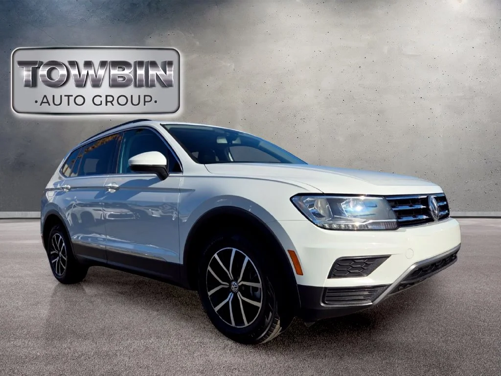 Used 2021 White Volkswagen 2.0T SE image 2