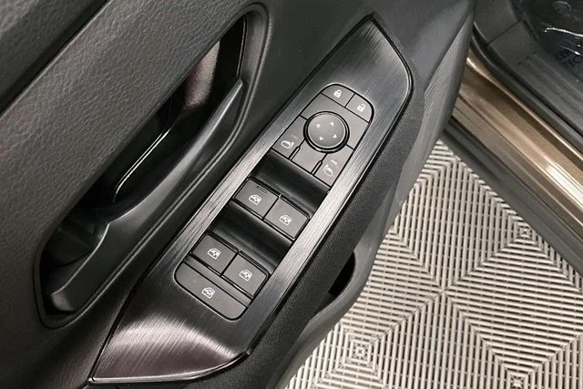 New 2026 Canyon Bronze Metallic Nissan S image 30