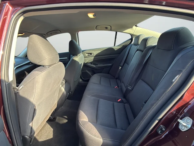 Used 2023 Red Nissan 2.5 SV image 27