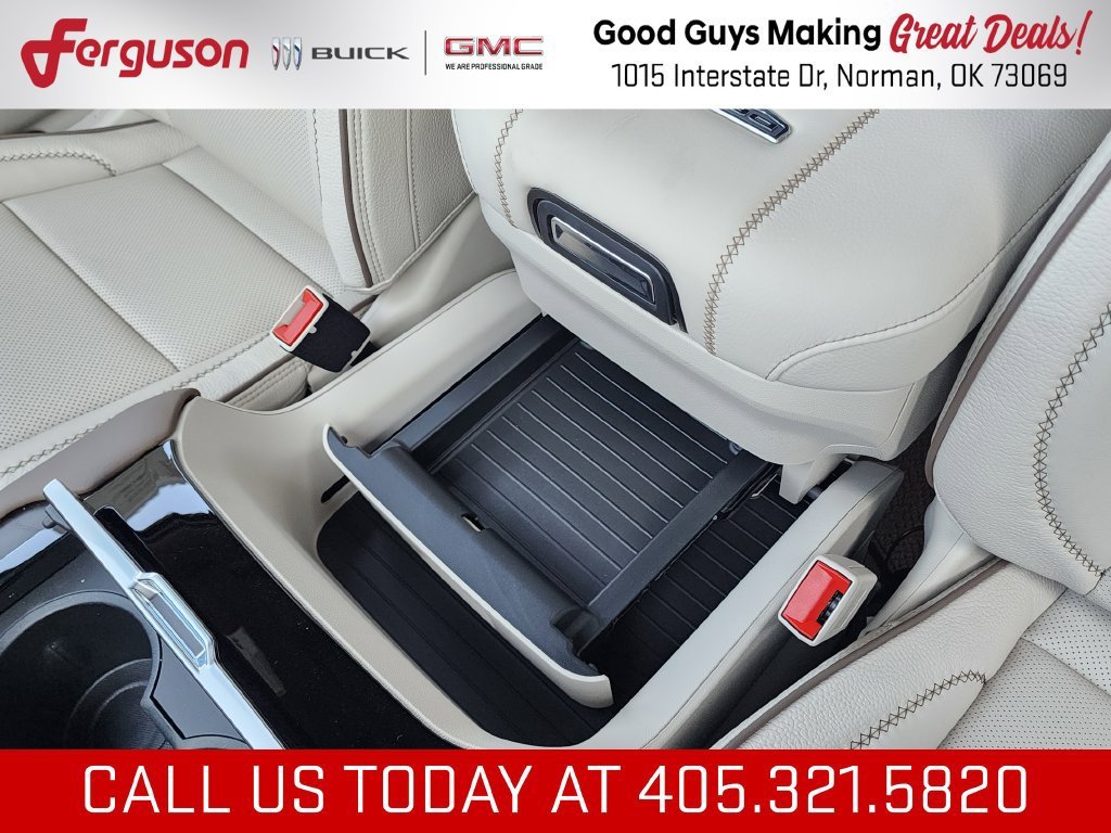 2027 GMC Yukon Denali - Photo 40