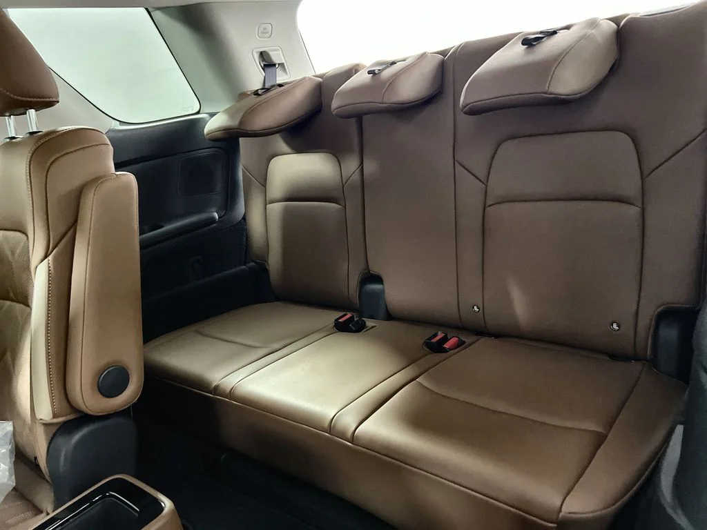 New 2026 Everest White Pearl TriCoat / Super Black Two-tone Nissan Platinum image 25