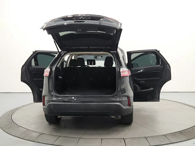 Used 2021 Gray Ford SE image 15