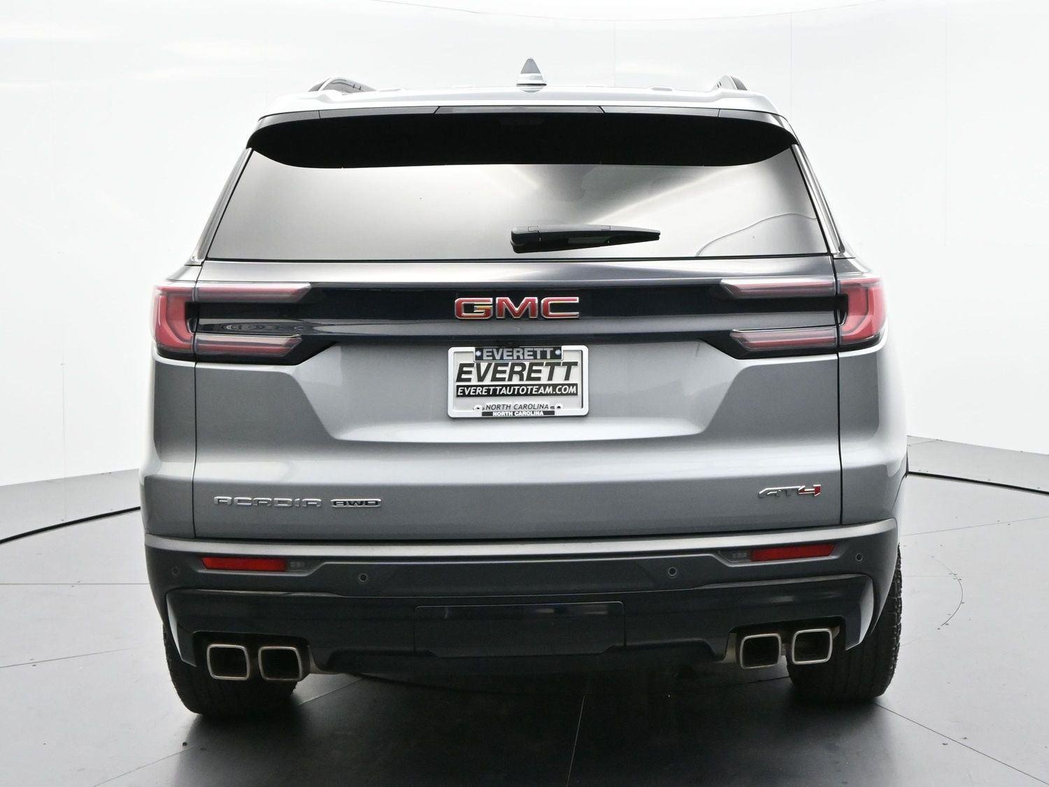 Used 2025 Sterling Metallic GMC AT4 image 6