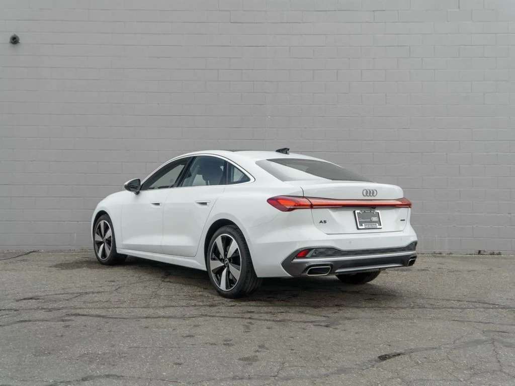 Used 2025 White Audi  image 3