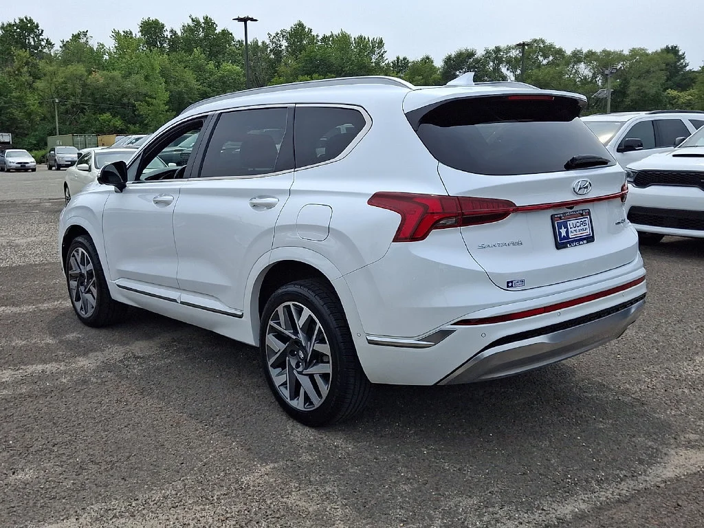 Used 2022 Quartz White Hyundai Calligraphy image 8