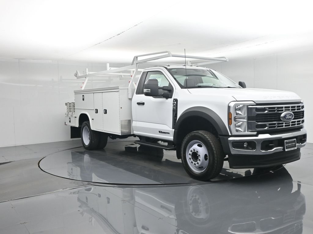 2025 Ford F-450 XL Regular Cab 169-In DRW's photo