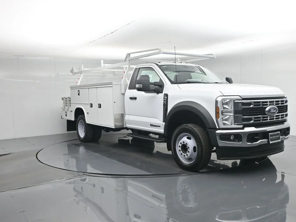 2025 Ford F-450 XL Regular Cab 169-In DRW's photo