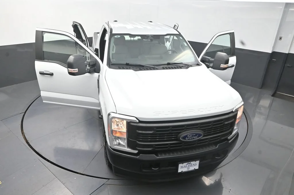 Used 2023 White Ford XL image 30