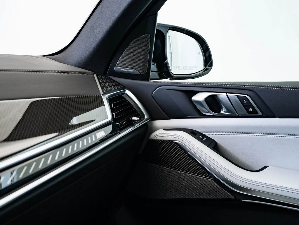 New 2026 Carbon Black Metallic BMW M60i image 43
