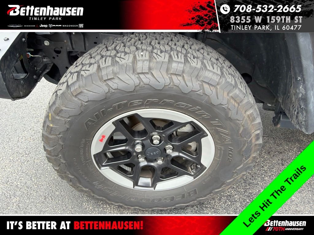 Certified Used 2018 Crystal Metallic Jeep Unlimited Rubicon image 11