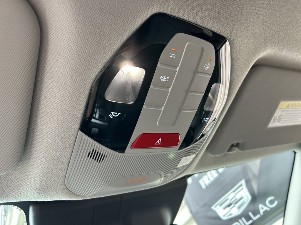 New 2027 Frost Blue / Black Roof Kia S image 25
