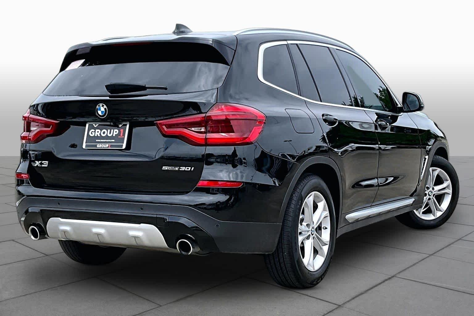 Used 2020 Jet Black BMW sDrive30i image 12