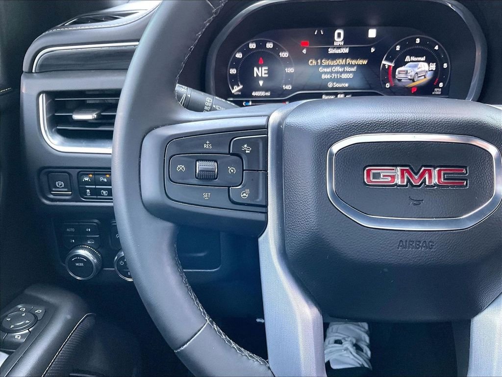 Used 2023 White GMC SLT image 24