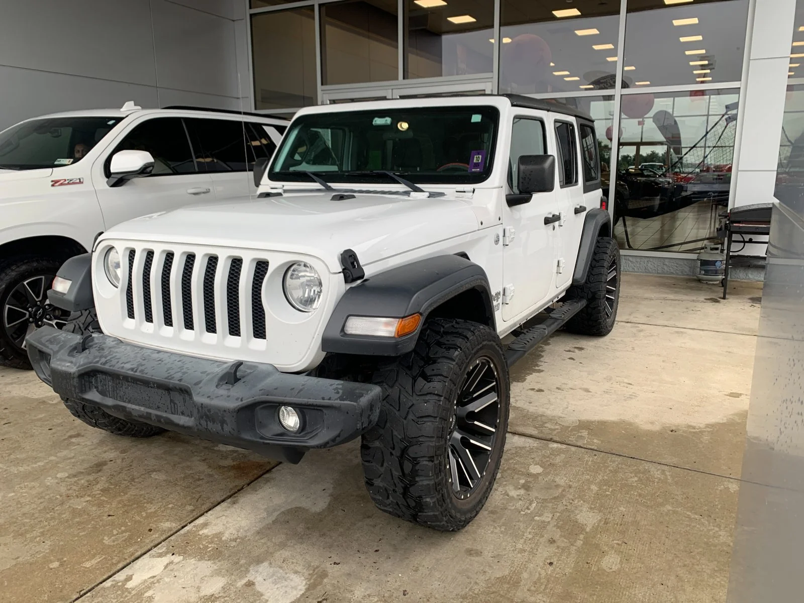 Used 2019 White Jeep Sport S 4x4 image 6