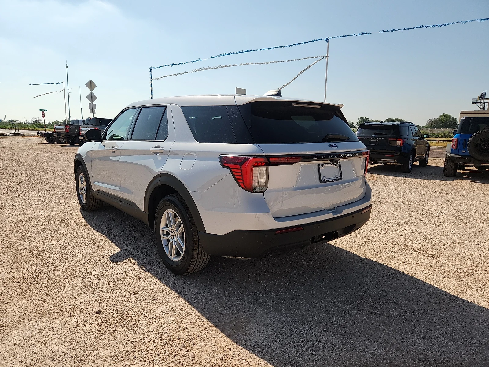 New 2026 Space White Metallic Ford Active 100A image 5