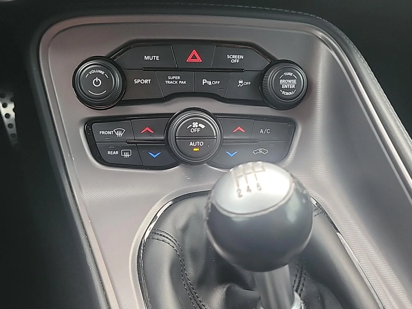 Used 2023 Sublime Metallic Clearcoat Dodge R/T image 24