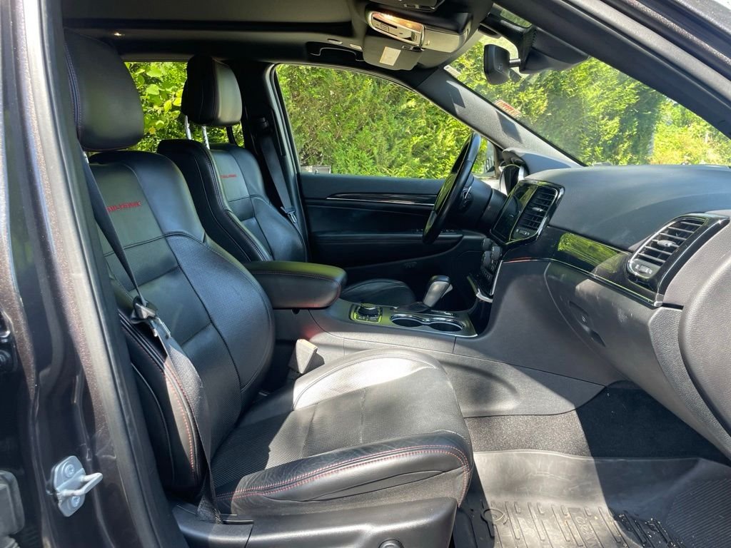 Used 2020 Granite Crystal Metallic Clearcoat Jeep Trailhawk image 22