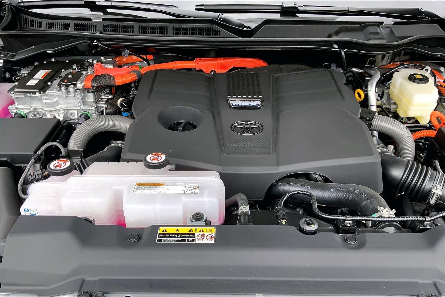 2026 Toyota Tundra Platinum - Photo 16