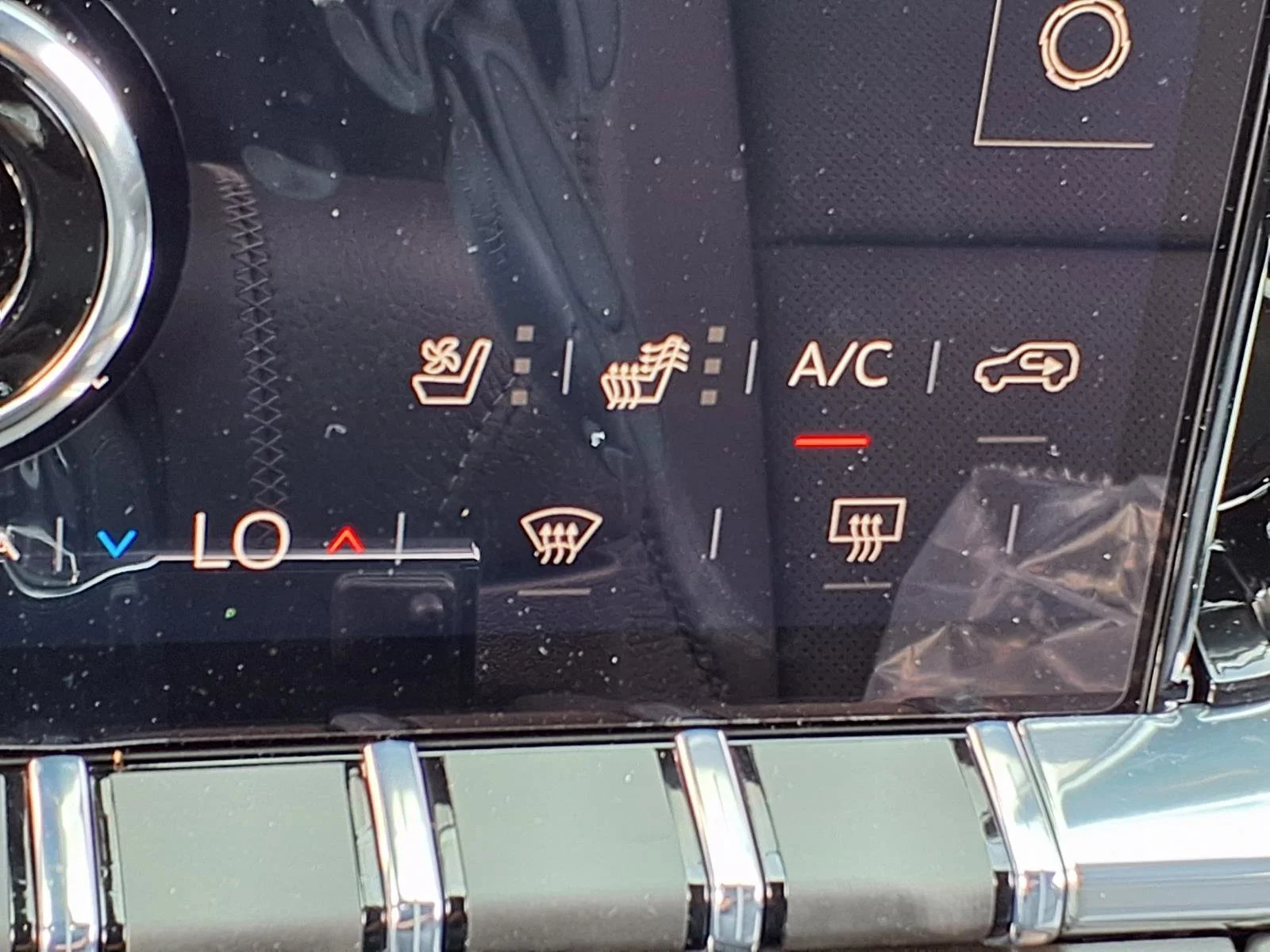 2026 GMC Yukon XL Denali - Photo 6