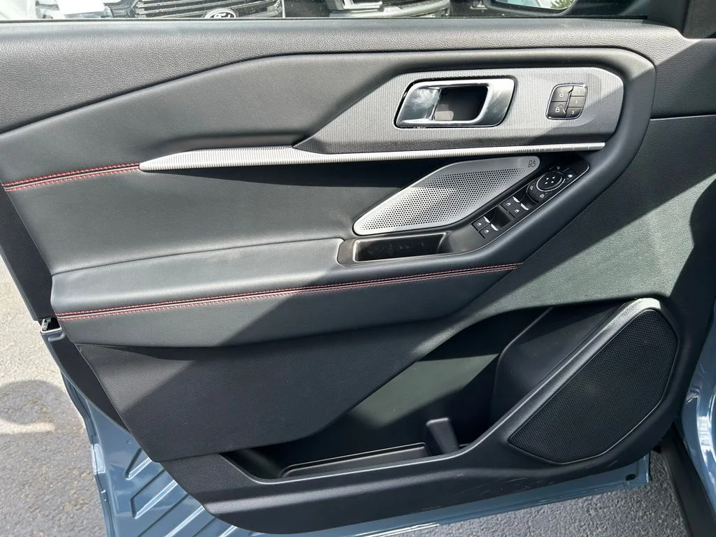 New 2026 Vapor Blue Metallic Ford ST image 15