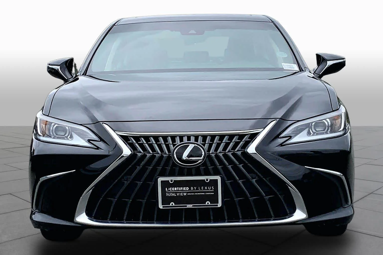 Certified Used 2024 OBSIDIAN Lexus  image 4