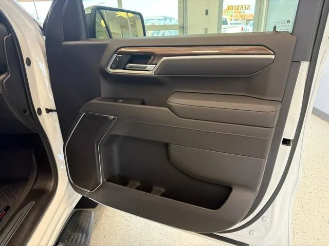 New 2026 Summit White Chevrolet LT image 45