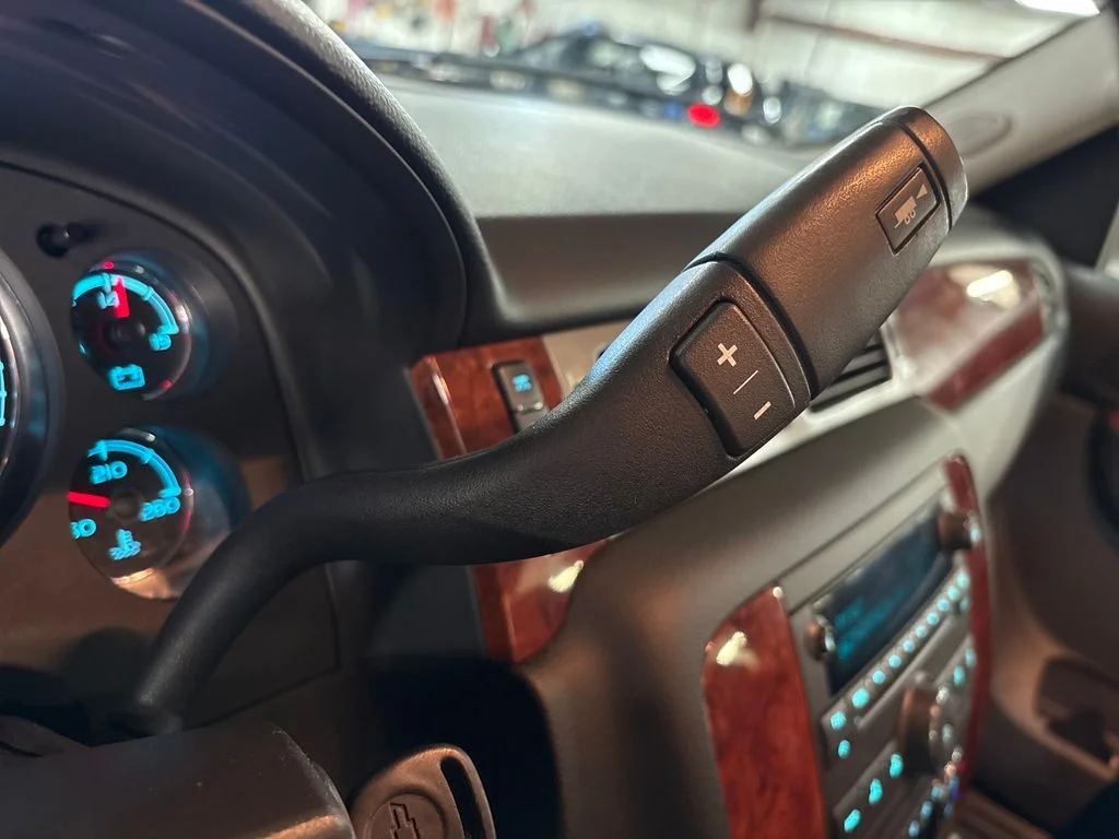 Used 2013 Silver Chevrolet LT image 25