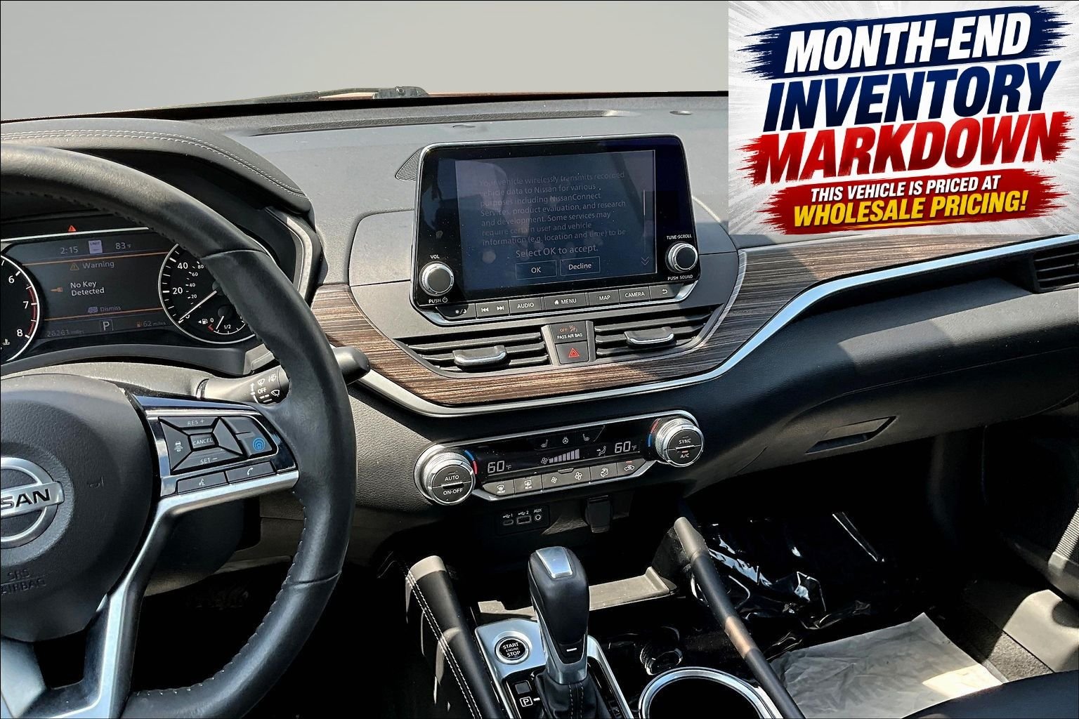 Used 2022 Red Nissan 2.5 SL image 9