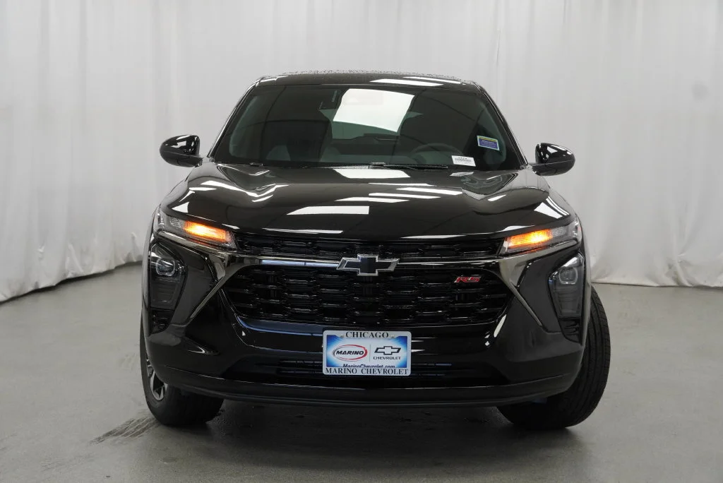 New 2026 Mosaic Black Metallic Chevrolet 1RS image 11