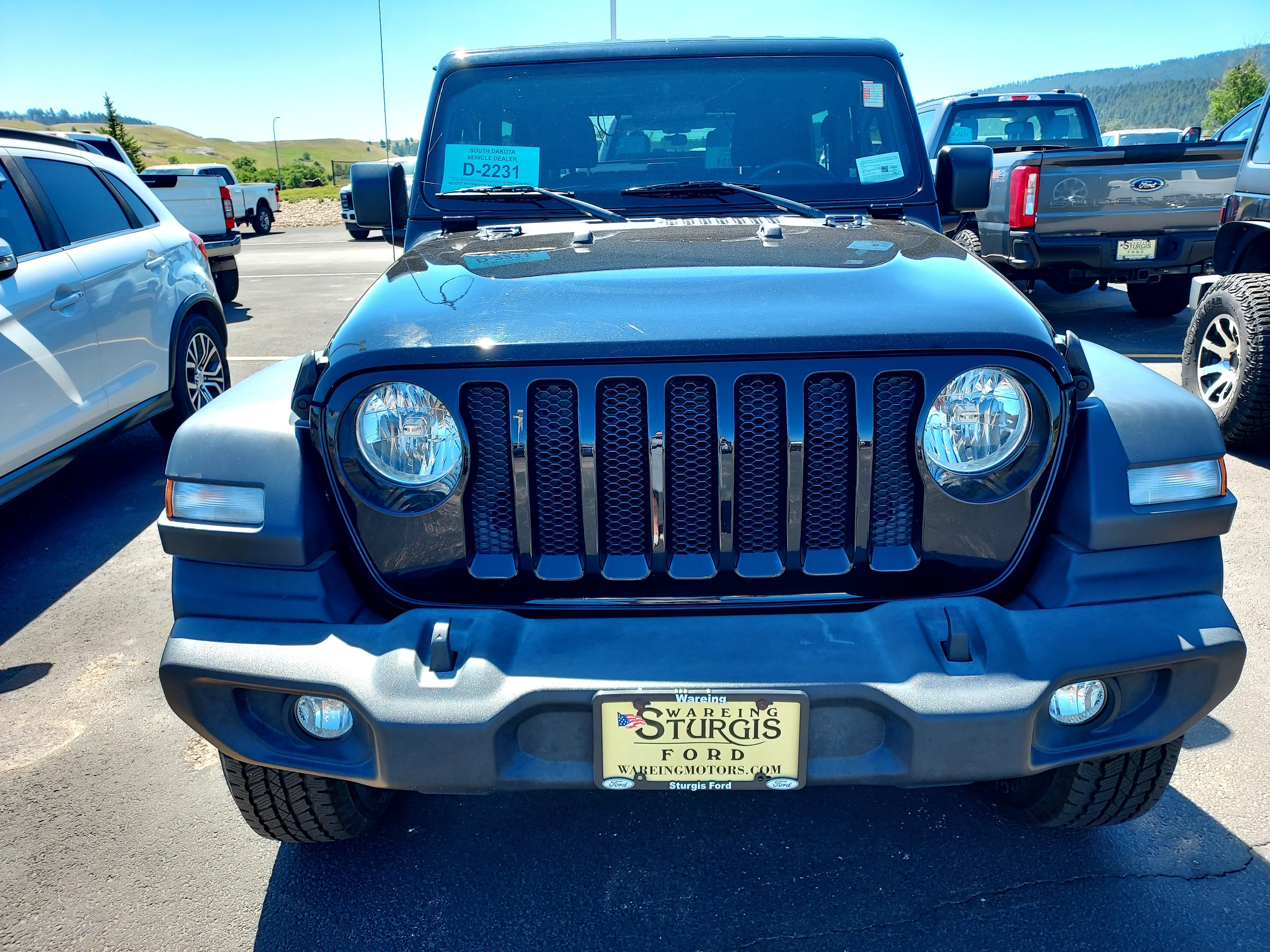 Used 2018 Black Clearcoat Jeep Sport S image 10