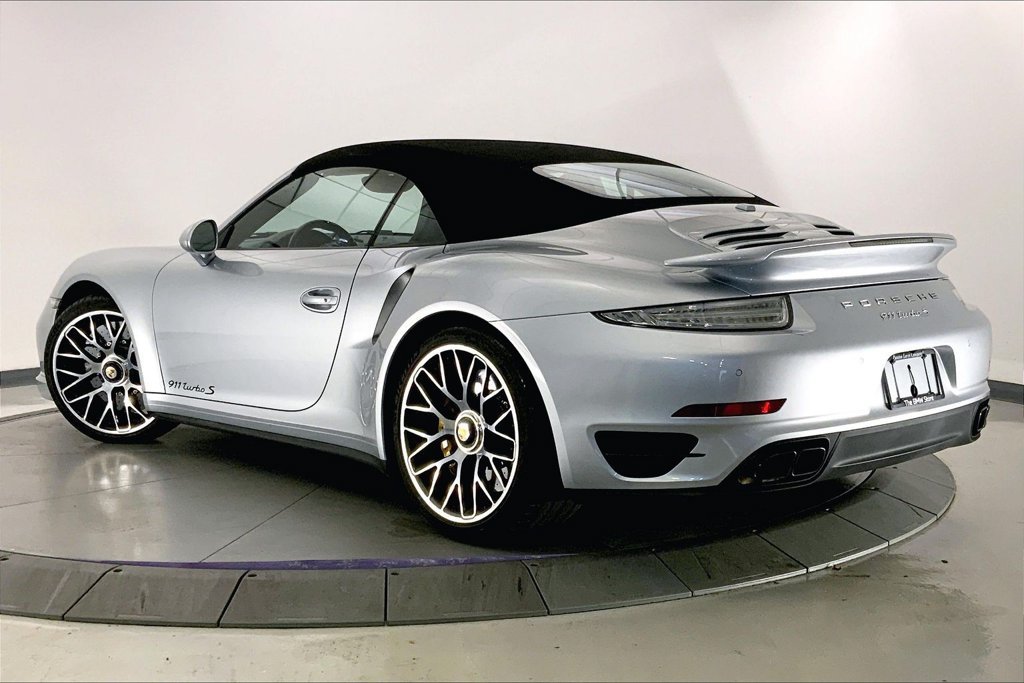 Used 2014 Rhodium Silver Metallic Porsche Turbo image 10