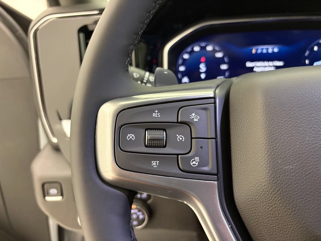 New 2026 Summit White Chevrolet LT Trail Boss image 4