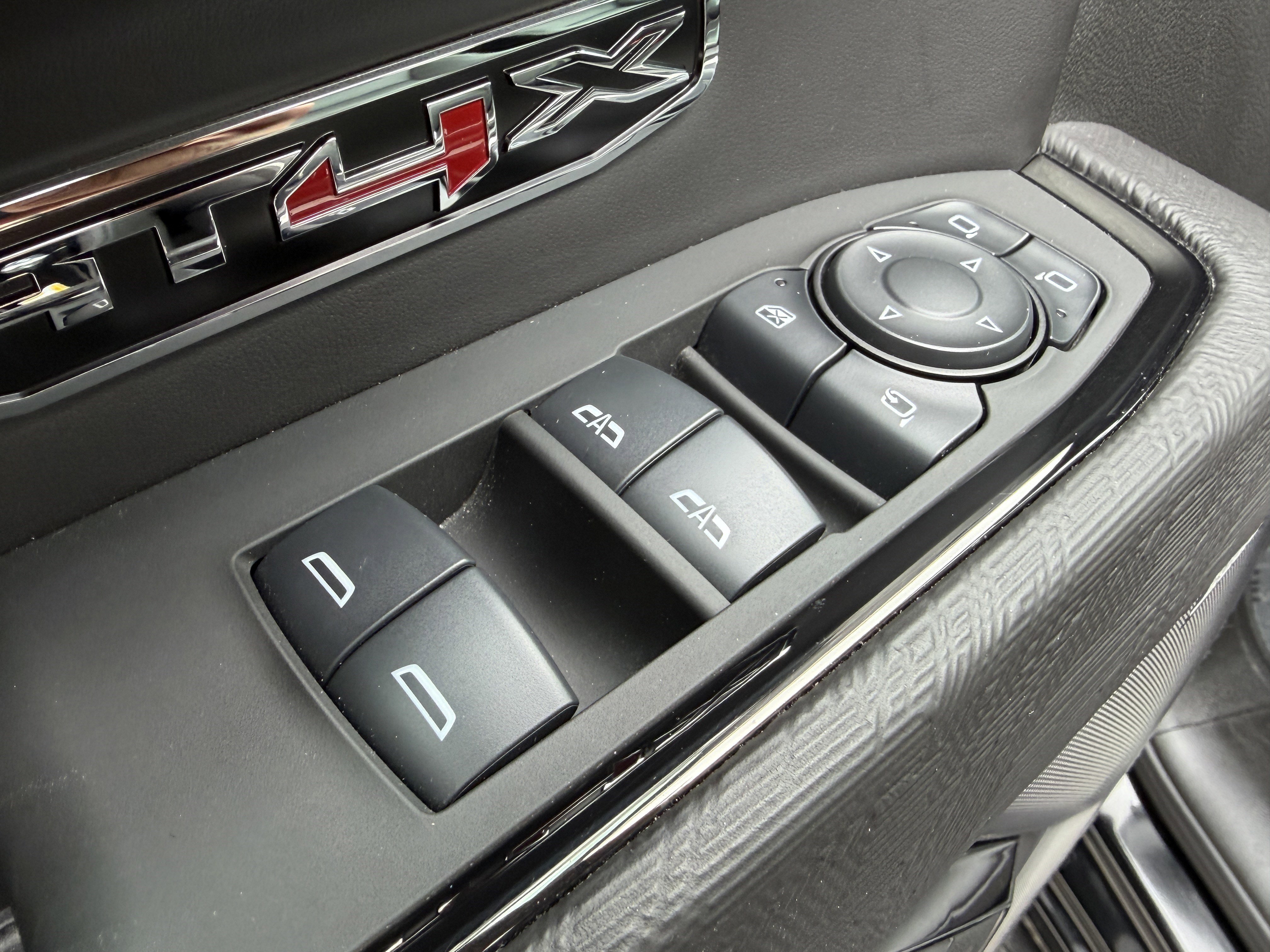2024 GMC Sierra 1500 AT4X - Photo 17