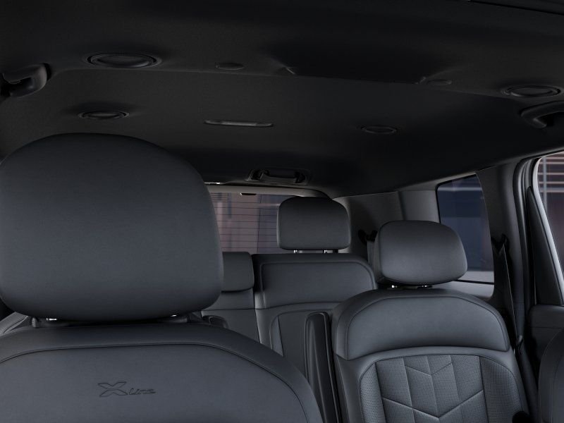New 2027 Glacial White Pearl Kia X-Line EX image 27