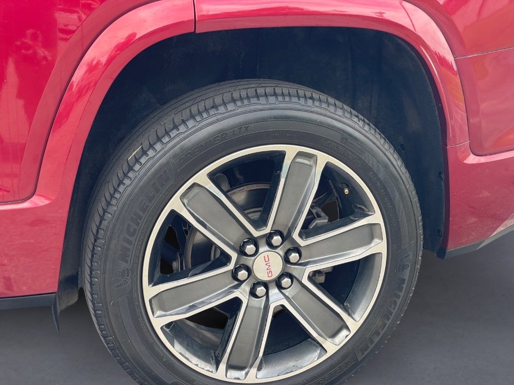Used 2019 Red Quartz Tintcoat GMC Denali image 26